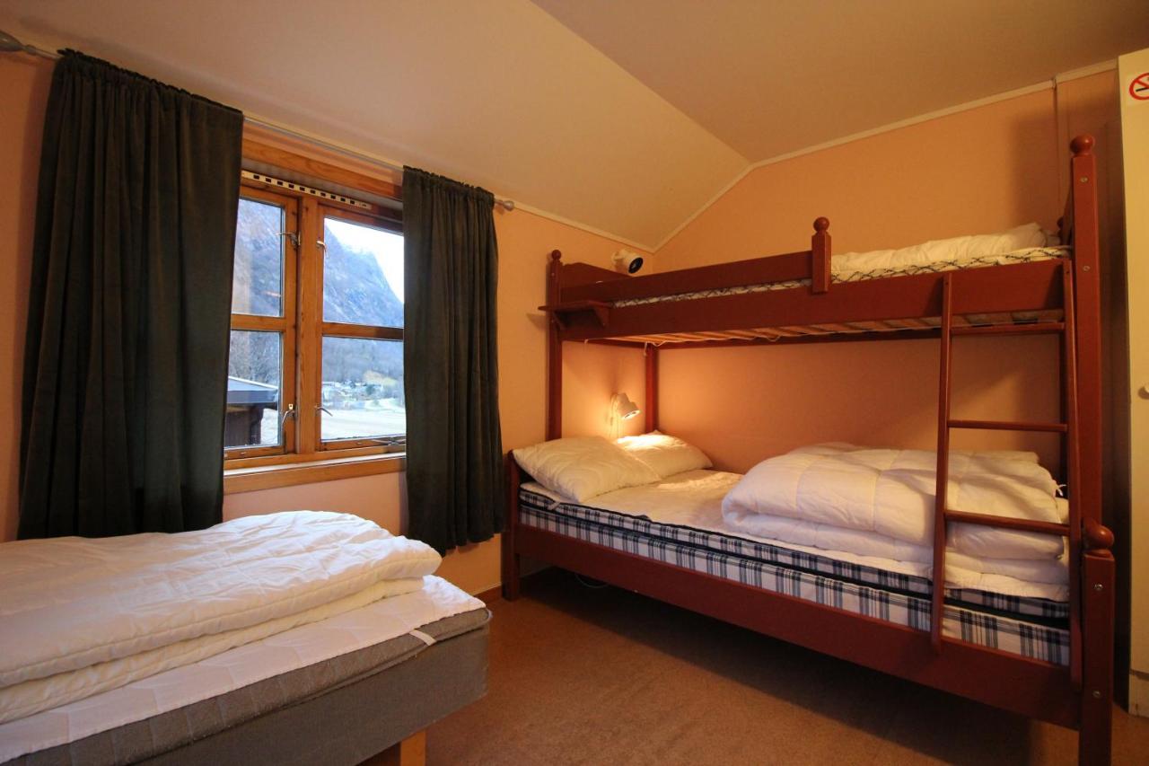 Andalsnes Hostel ภายนอก รูปภาพ